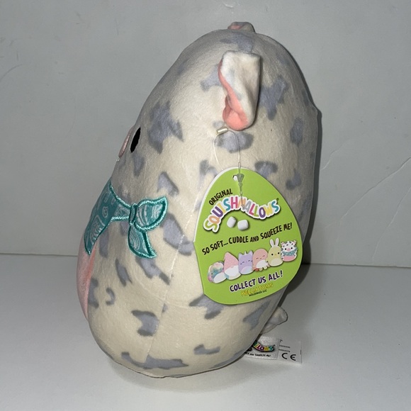Squishmallows - Rosie the Pig 8” - Picture 2 of 3